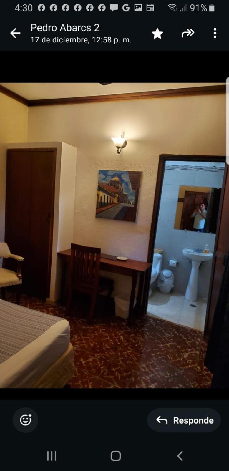 Hostal Fuente Castalia, B Y B Leon Bagian luar foto